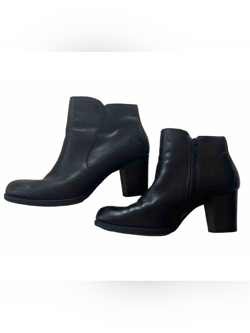 Born F12603 Heeled Ankle Booties Black Leather Zip Sides Size 6.5